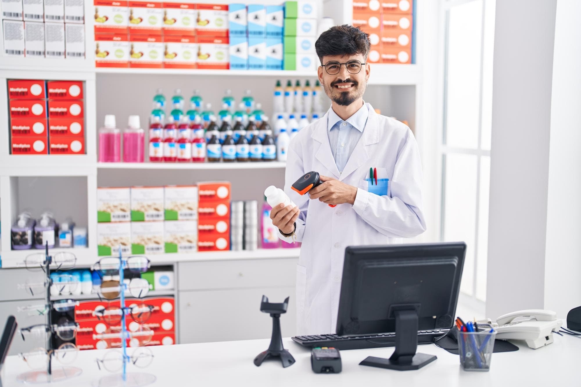 How Pharmacists in Ireland Use Xpress Health to Secure Consistent Work image