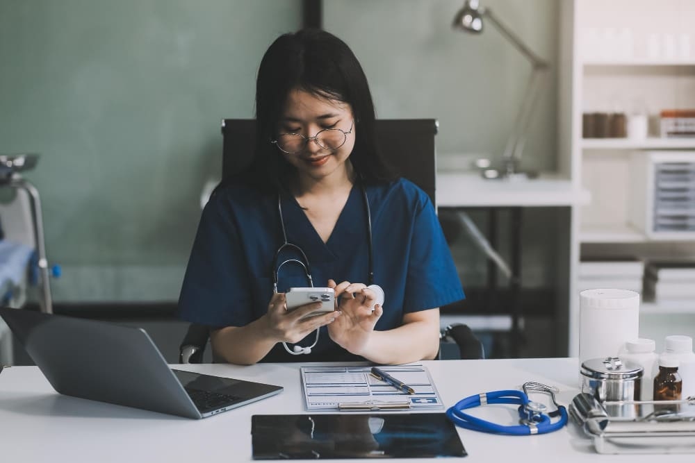 Nurse Salary Ireland 2026: Dublin Pay Rates, HSE Bands & Agency Earnings Explained image
