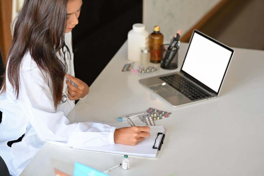 How to Complete PSI Pharmacist Registration in Ireland: A 7-Step Guide image